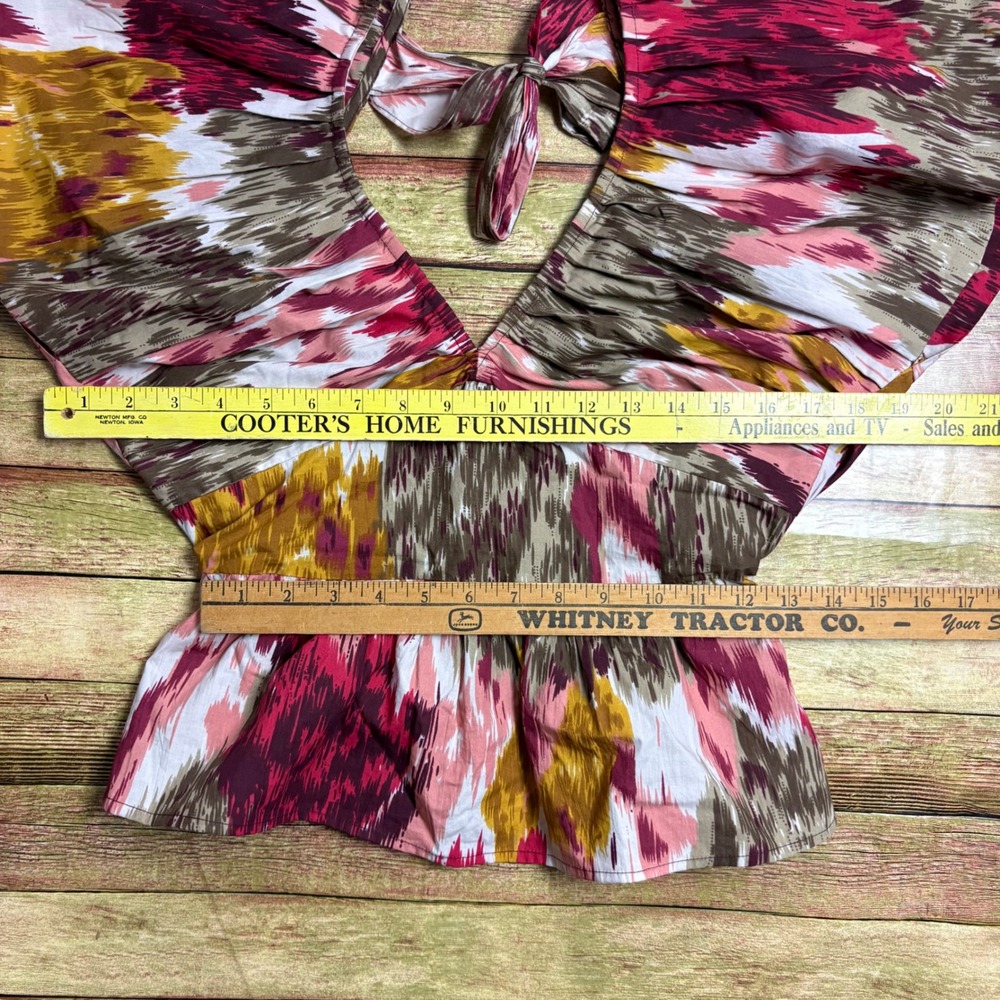 Love the Label Abstract Ikat Flutter Sleeve Tie Back Peplum Top Pink Ochre XS - Picture 5 of 7